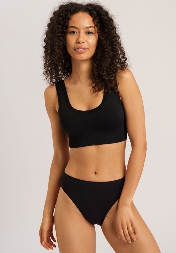 Touch Feeling Crop Top Padded - Image 3