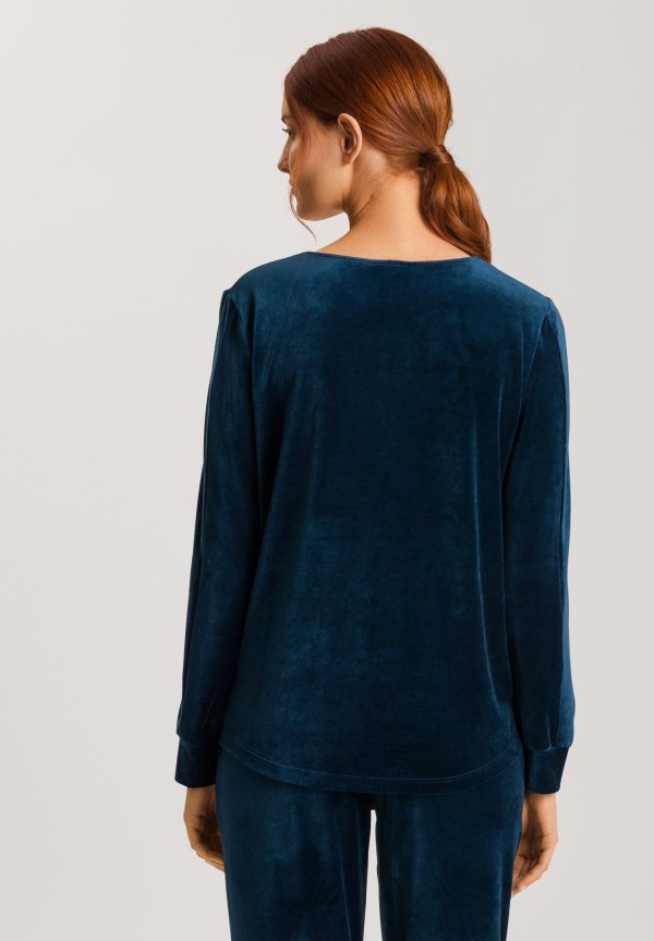 Favourites Velvet Round Neck Pullover - Image 3