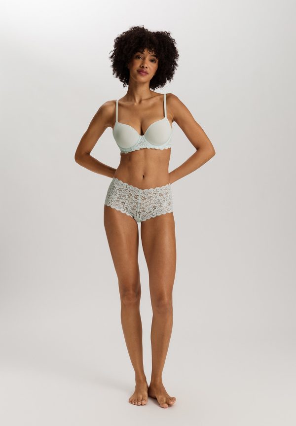 Luxury Moments Lace T-Shirt Bra - Image 4